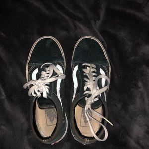 VANS OLD SKOOL BLACK AND WHITE